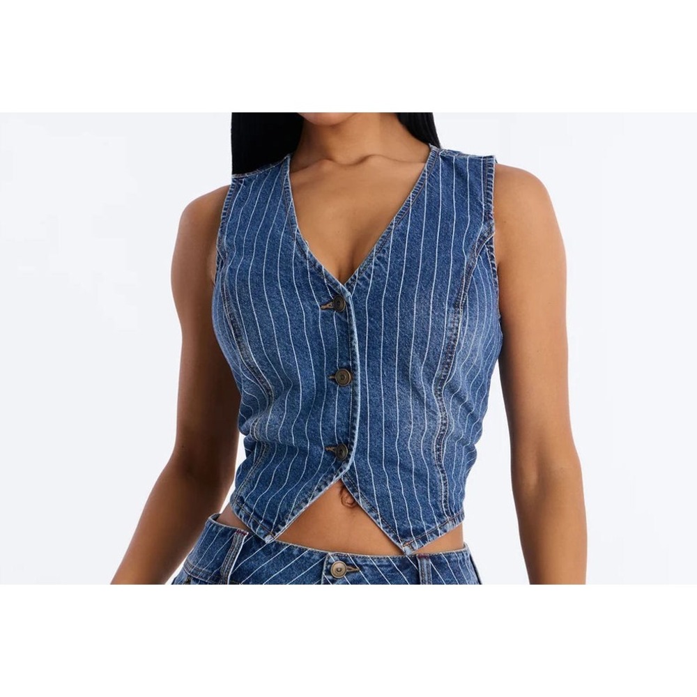 Fashion Nova Women's Legendary Striped Denim Crop Vest - Dark Wash - Size 2X